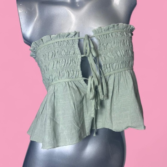 Urban Outfitters Kimchi blue Tara Babydoll Tube Top Size small - Picture 2 of 5